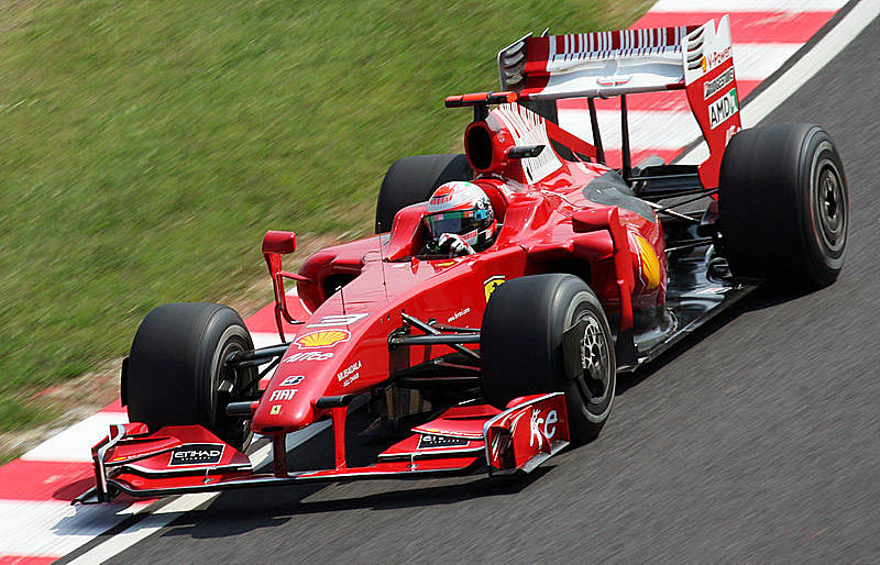 Fisichella during Japanese GP 3rd Free Practice session