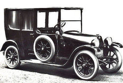 Fiat Tipo 70 Sedan 1915.jpg